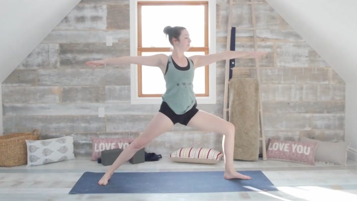 Wednesday Morning Core Strength Flow 20 min - Yoga With Kassandra