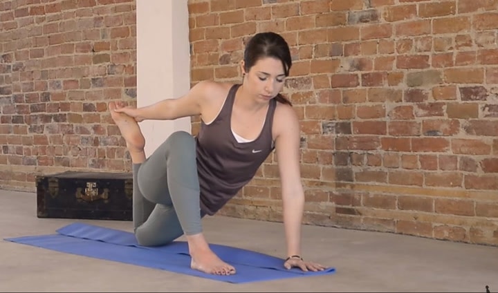 30 min Yin for Spleen & Stomach Meridians - Inner Thigh, Back & Sidebend  Yin Yoga - YouTube
