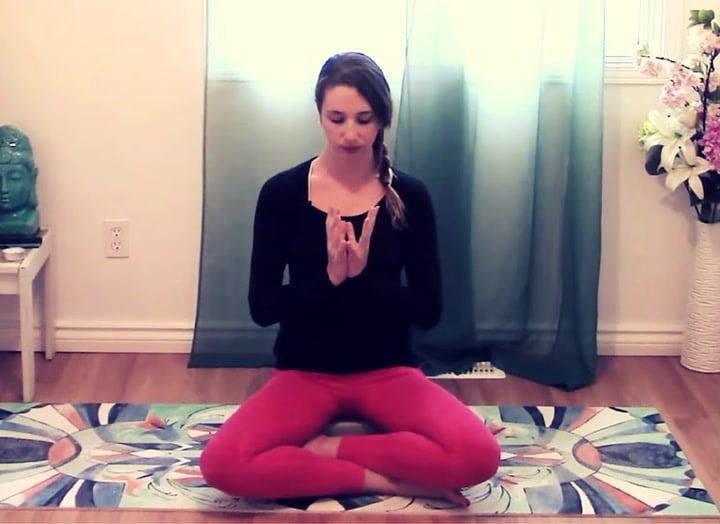 Yoga for Women – Grace, Intuition & Sensuality {30 min}